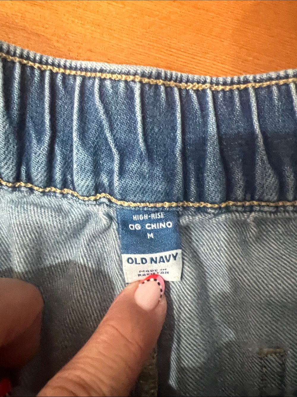 Old Navy Light Blue Denim Women’s Shorts Medium - Picture 3 of 3